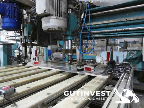 Vertical drilling machine