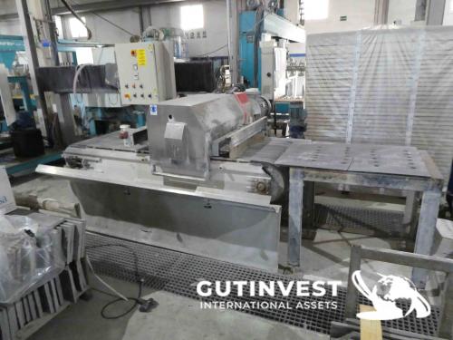 Multi-disc cutting machine