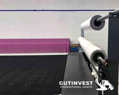  Automatic cutting machine - knitwear