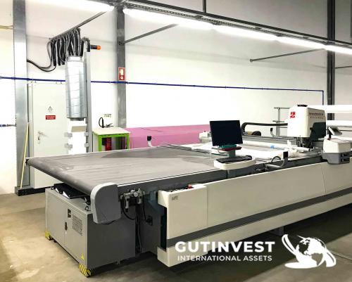  Automatic cutting machine - knitwear