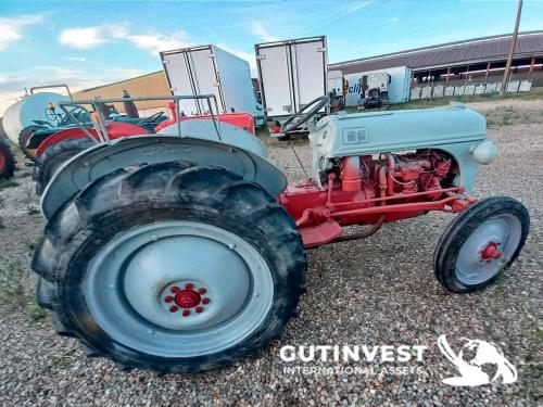 Agricultural tractor