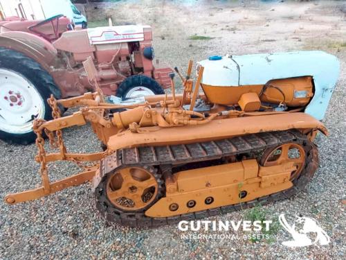 Agricultural tractor