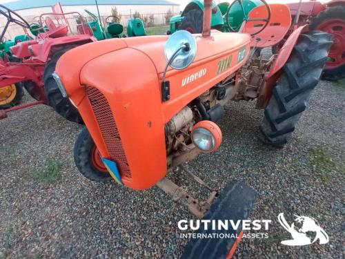 Agricultural tractor