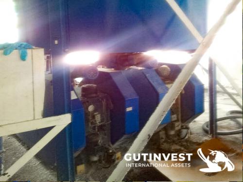 (x2) Briquetting presses for wood, plastic, paper...