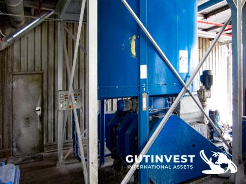 (x2) Briquetting presses for wood, plastic, paper...