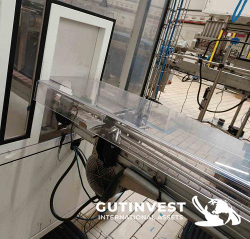 Sleeving and shrinking machine