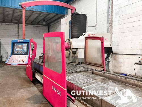CNC bench milling machine