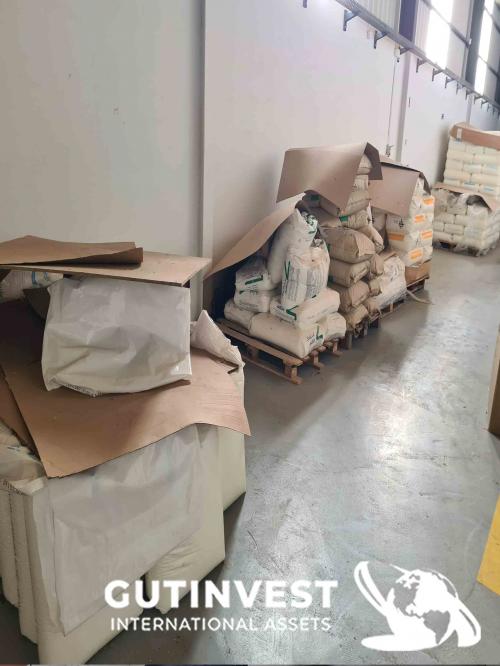 Lot of 162 25 KG polypropylene bags