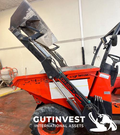 Self-loading dumper