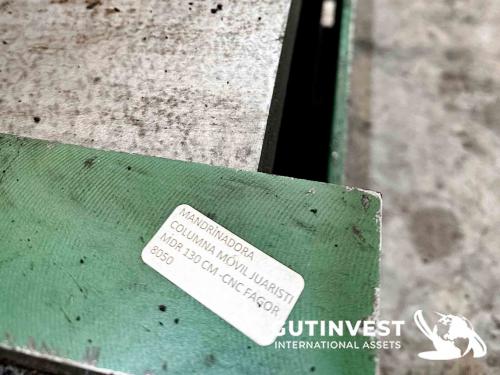 CNC boring machin-  Vertical column