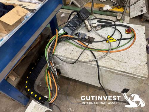CNC boring machin-  Vertical column