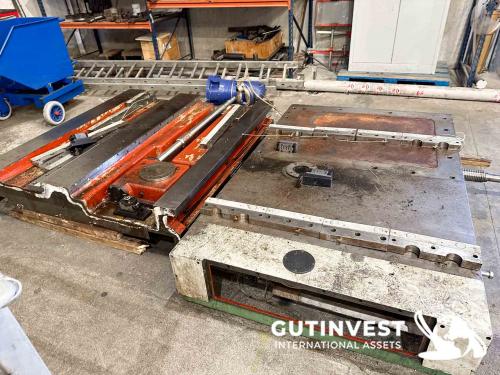 CNC boring machin-  Vertical column
