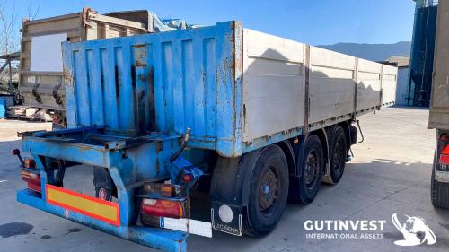 Semi -  trailer open box- 3 axes