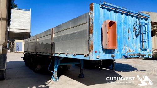 Semi -  trailer open box- 3 axes