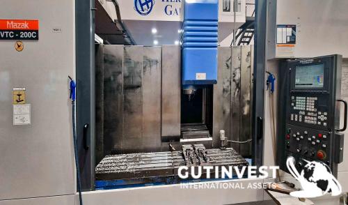 Vertical machining center