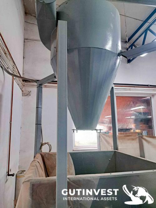 Briquette production machine