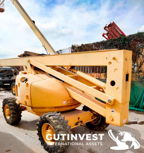 Diesel articulated platform - 26 meters