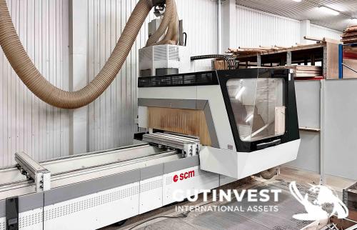 CNC machining center for wood - 5 axis