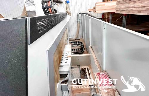 CNC machining center for wood - 5 axis