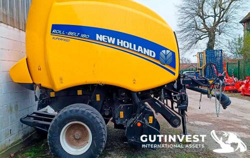 Round baler