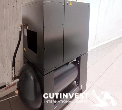 Air compressor with dryer