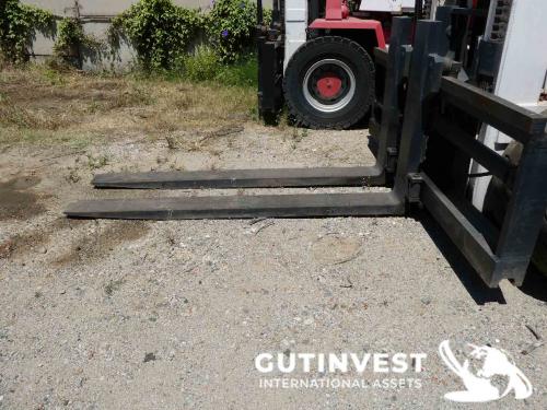Forklift - 12 Tn