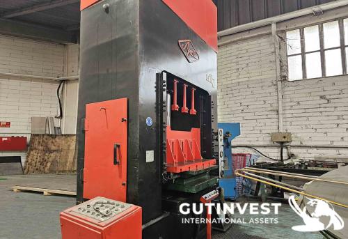Hydraulic press - 160Tn