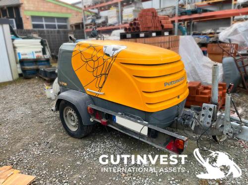 Stationary diesel concrete pump