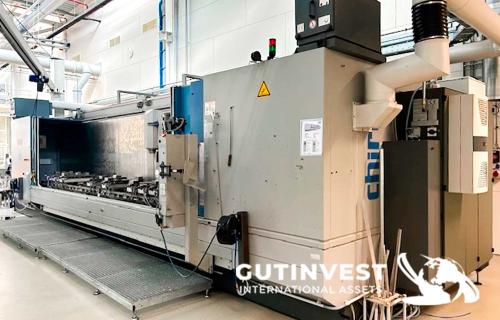 Vertical CNC Machining Center - 5 Axis
