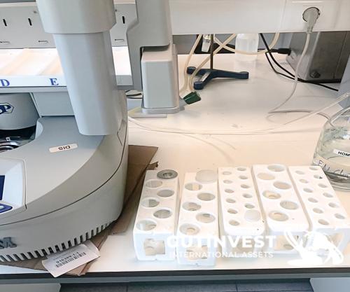 Microwave Synthesizer for laboratory