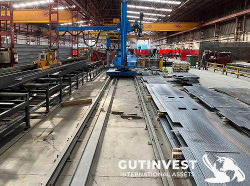 Welding column equipment