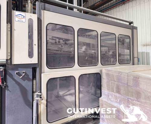 Vacuum Thermoforming Machine