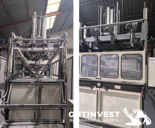 Vacuum Thermoforming Machine