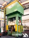 10  -  Double upright press - 300Tn