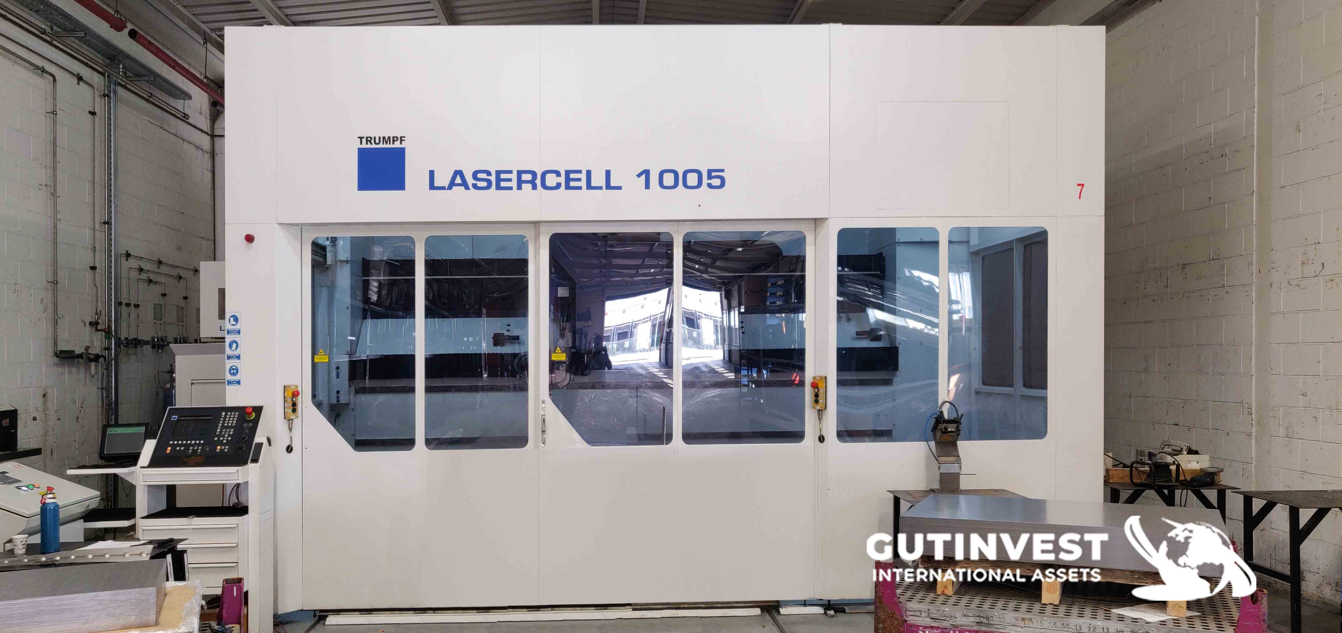3D laser cutting machine