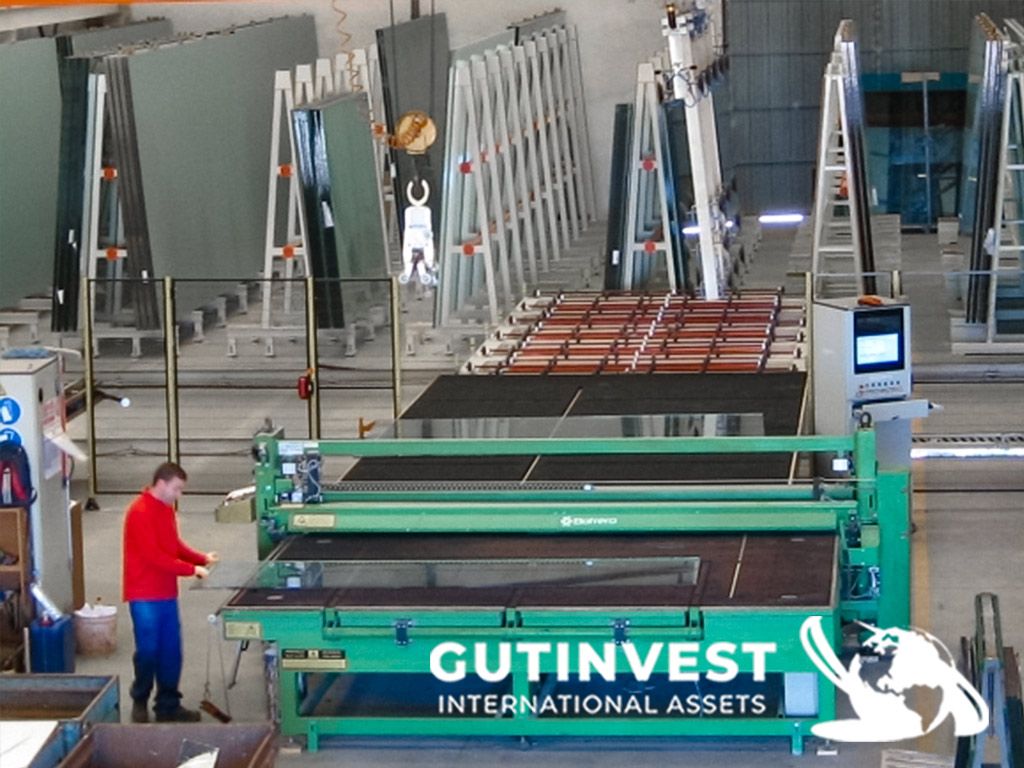 Laminated glass cutting table + loading table 