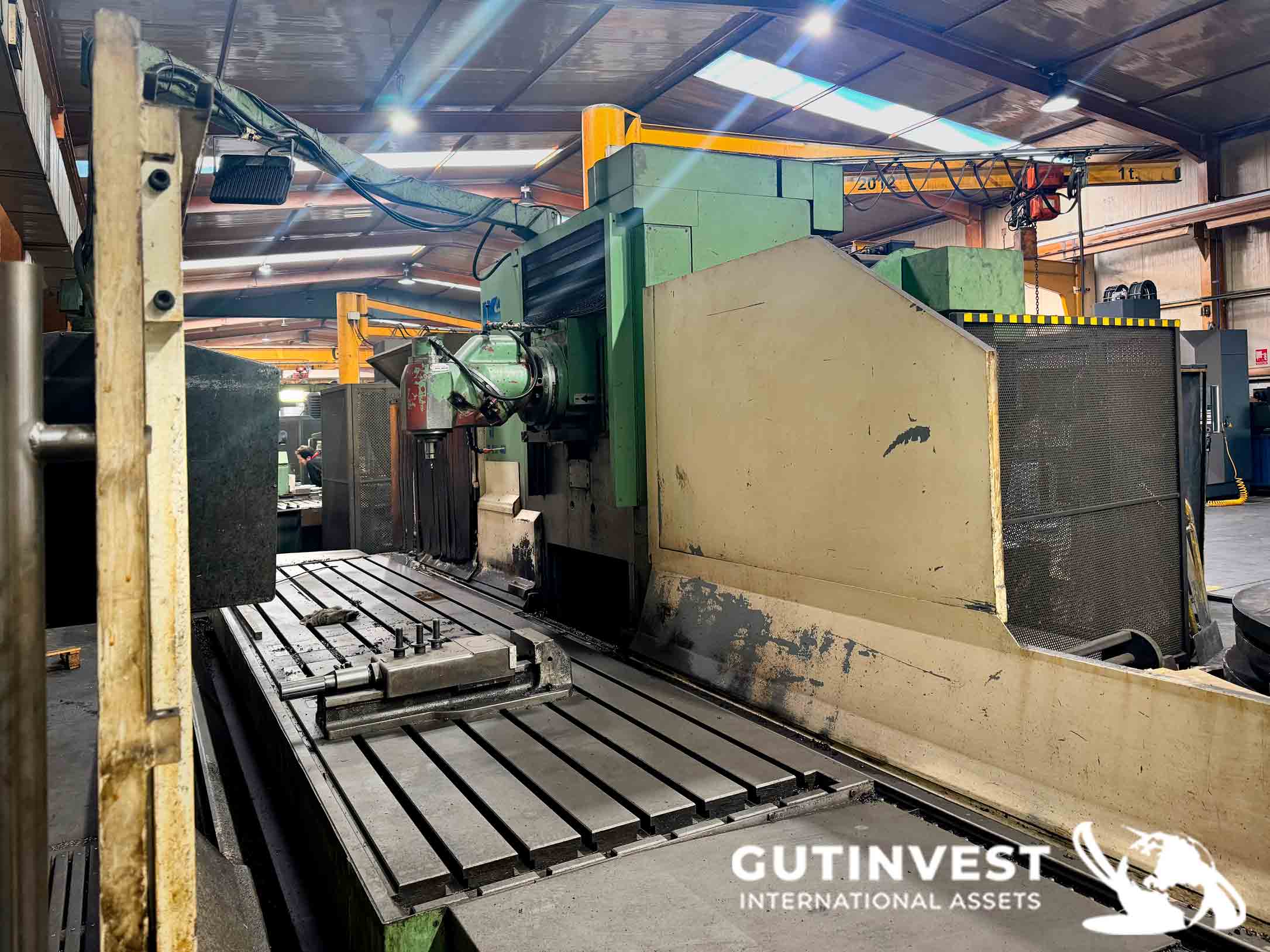 CNC fixed bed milling machine 
