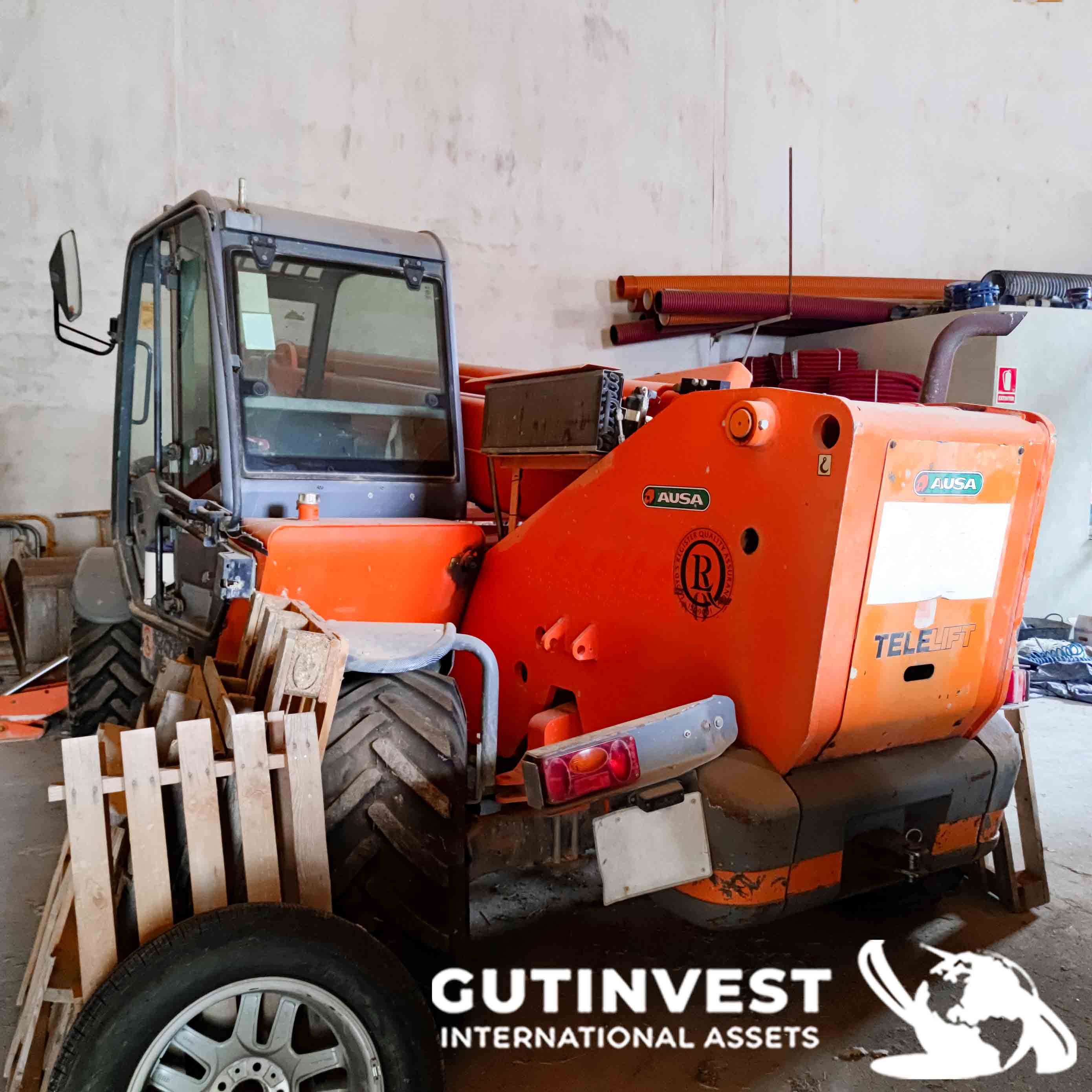 Telescopic handler 