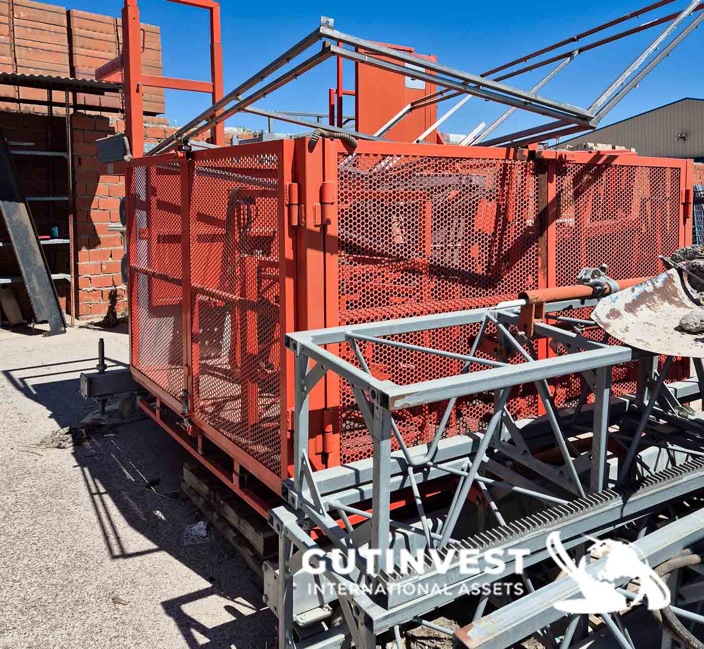 Construction lifting elevator