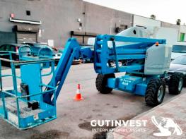 Lifting equipment - telehandlers, forklifts...