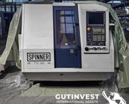 Torno CNC de bancada inclinada con herramientas motorizadas "SPINNER"